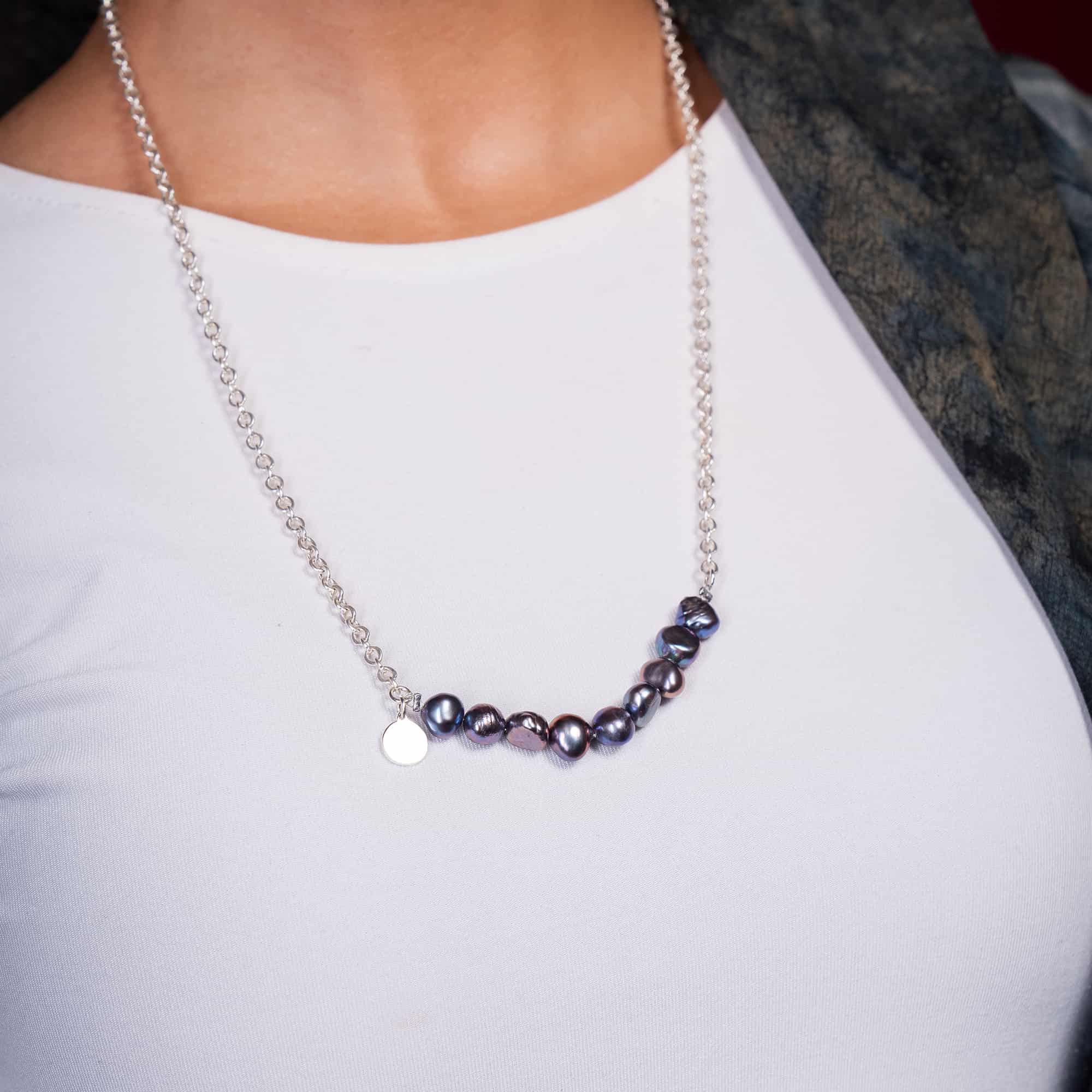 Midnight Pearls Necklace