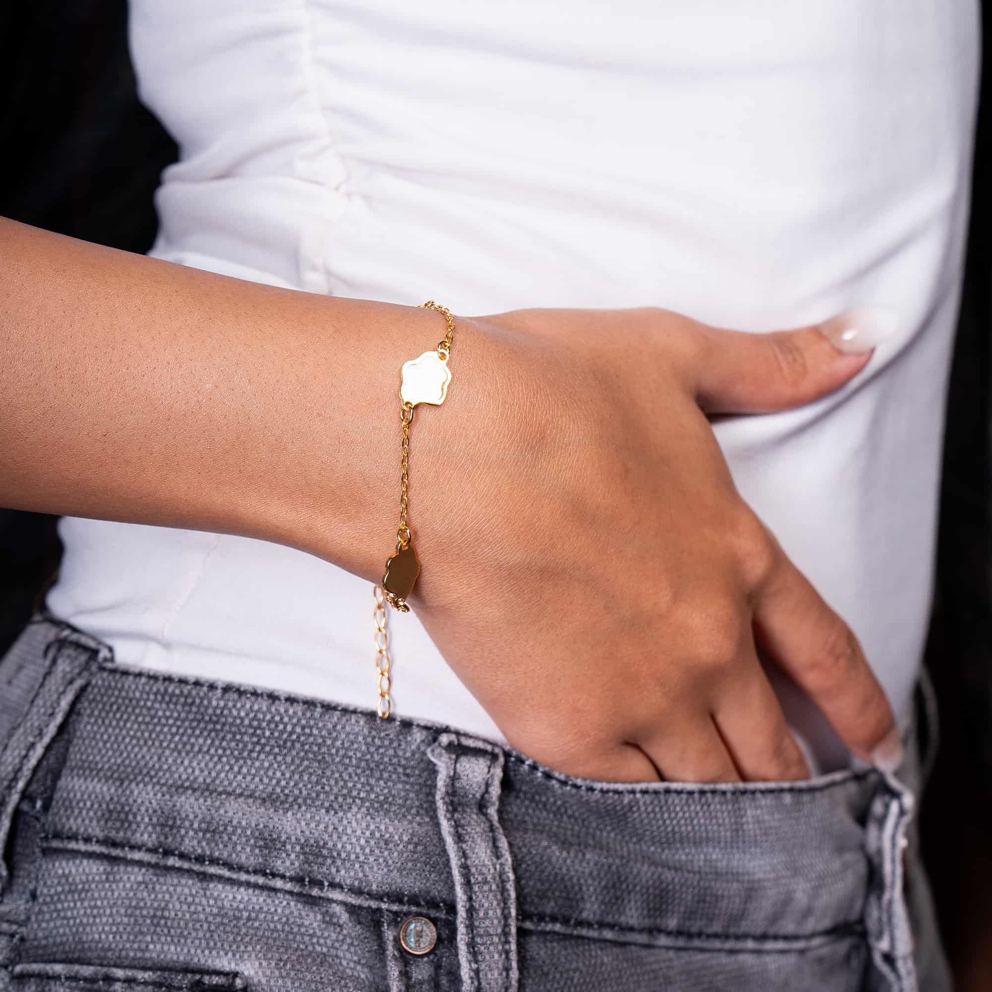 Golden White Gleam Bracelet